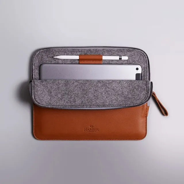 Lethano Slim Leather Sleeve – Housse en cuir élégante pour ordinateur portable